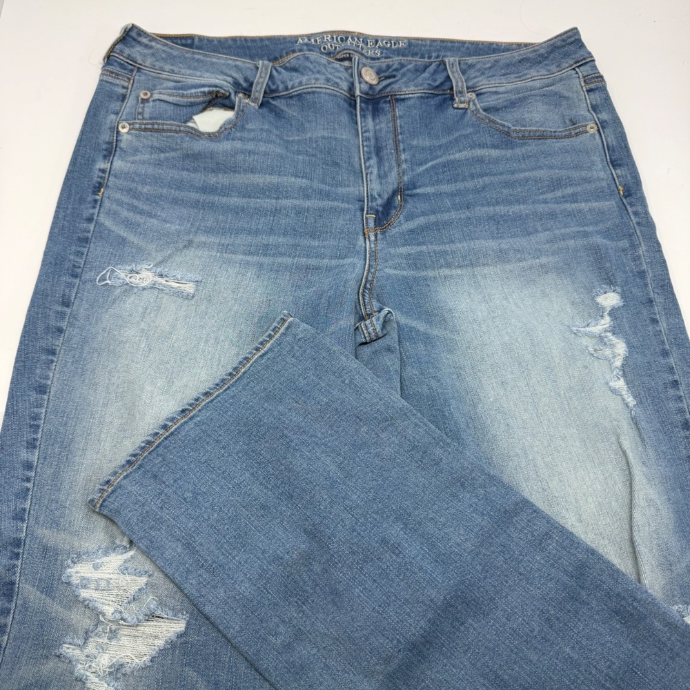 American Eagle Outfitters Super Stretch Straight Distressed Jeans Blue Size 18